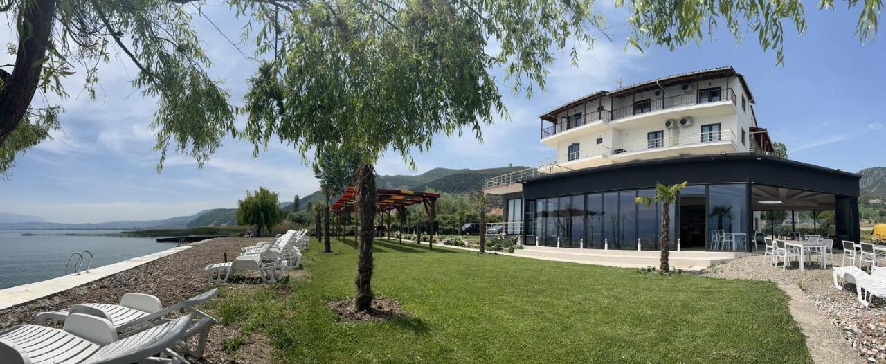 Hotel Victoria Memlishte Kültér fotó
