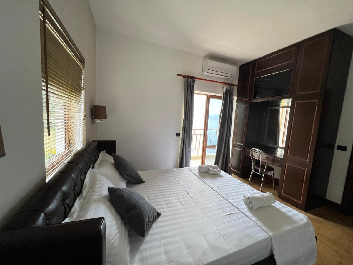 Hotel Victoria Memlishte Kültér fotó