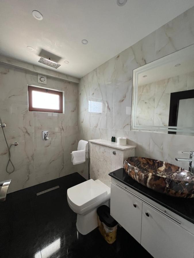 Hotel Victoria Memlishte Kültér fotó