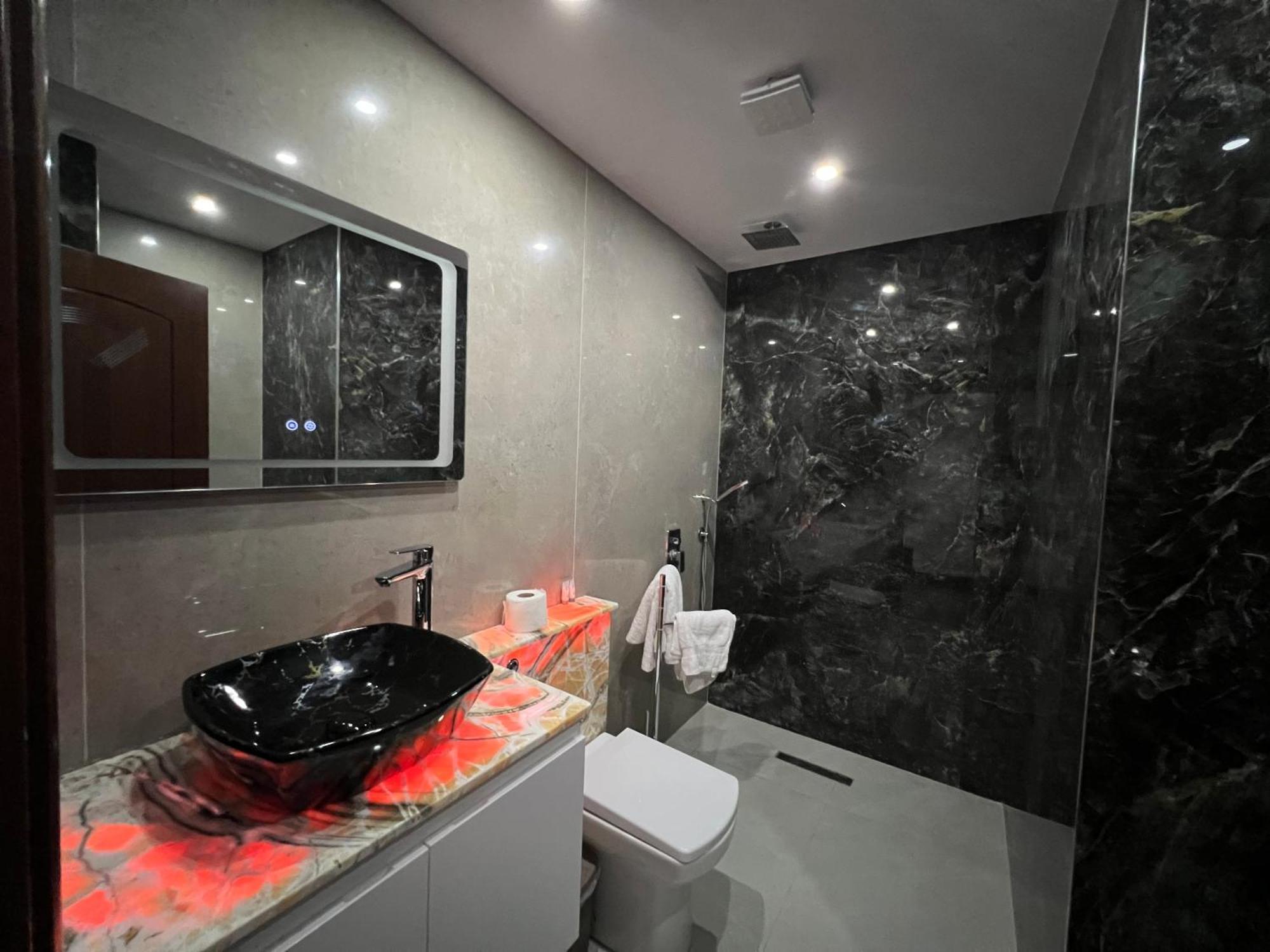 Hotel Victoria Memlishte Kültér fotó