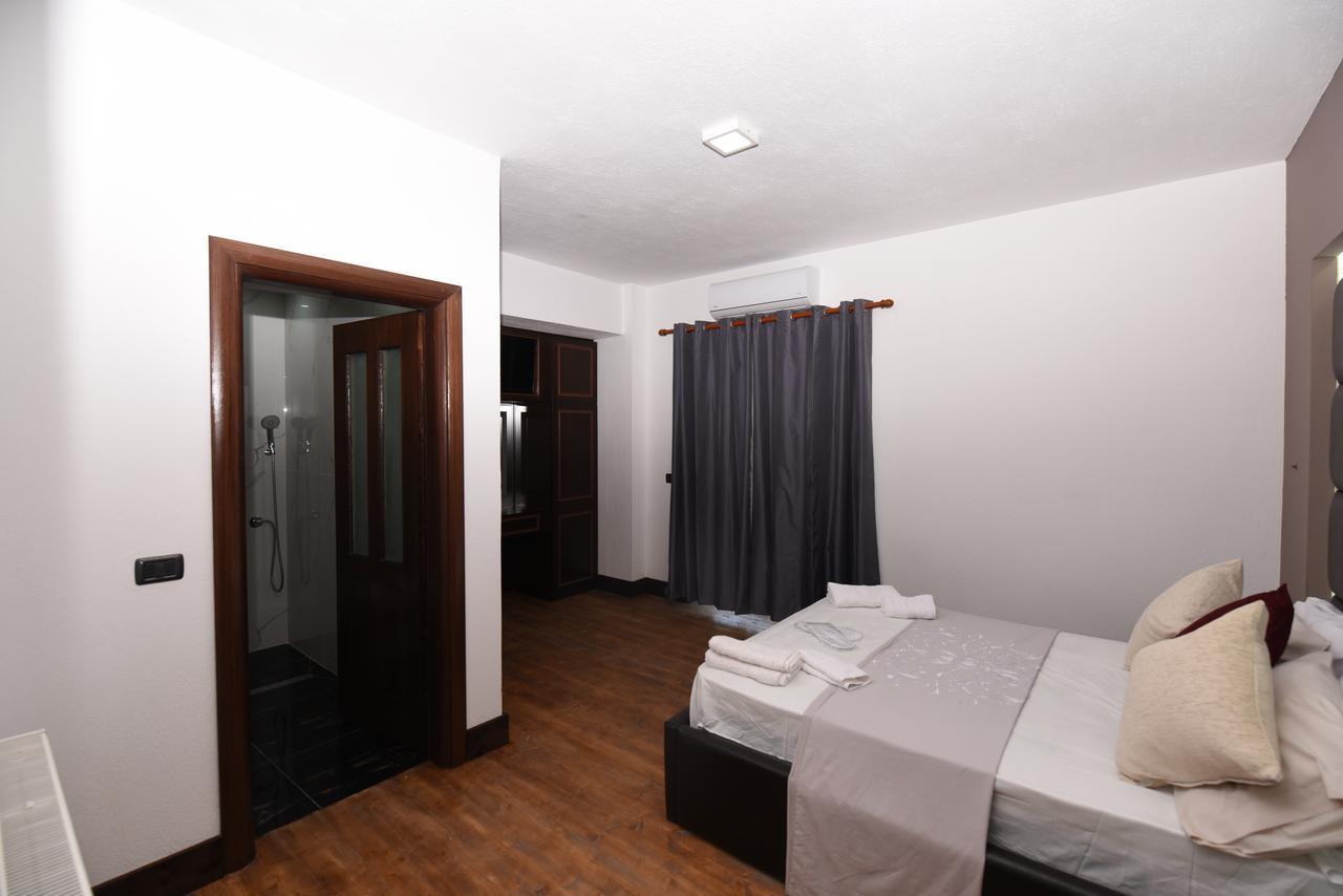 Hotel Victoria Memlishte Kültér fotó